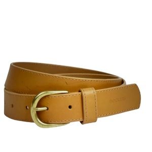 NWT LEVI STRAUSS &CO| DOCKERS  Women’s Refined Classic Belt in Taupe.